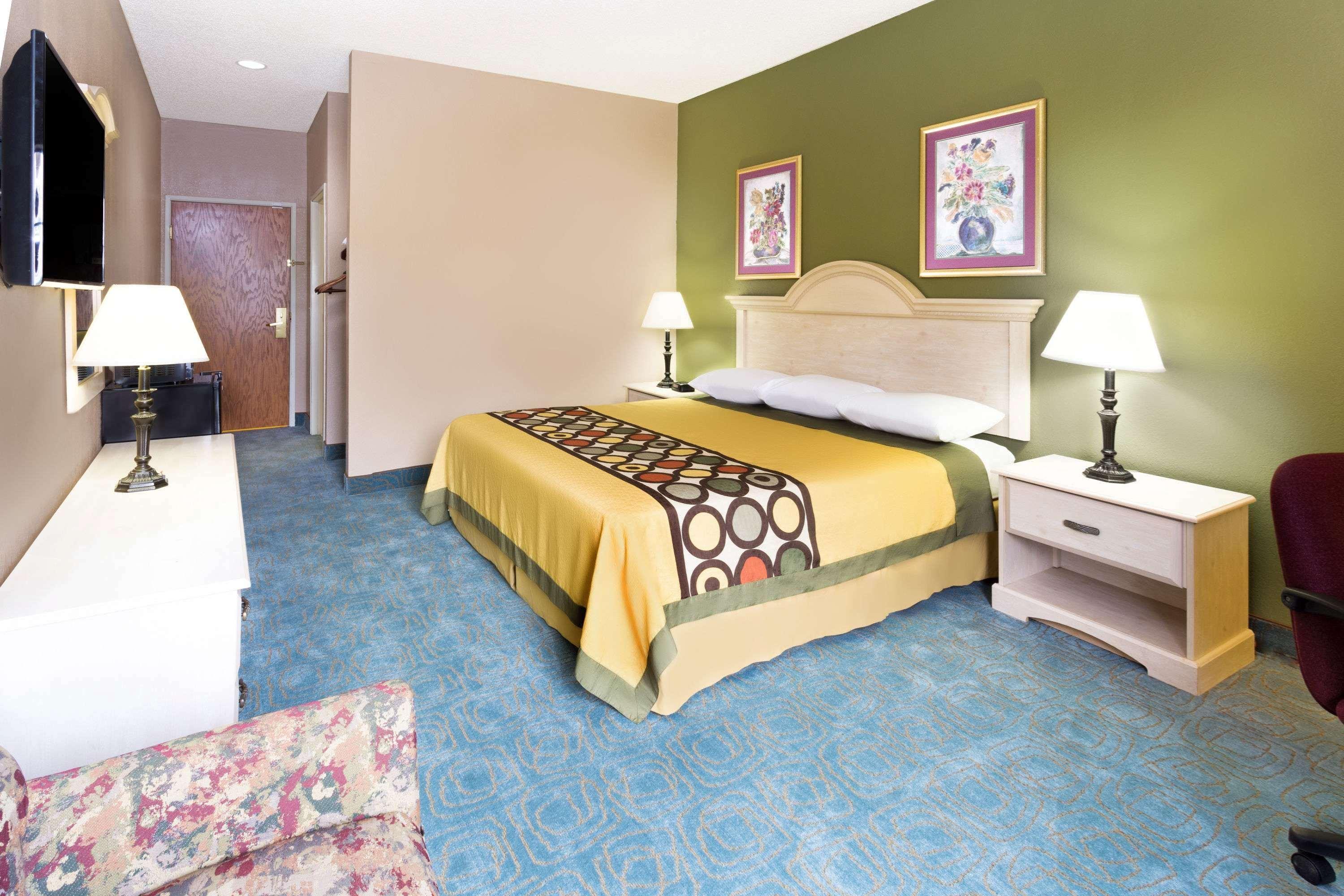 Hotel Super 8 By Wyndham Freeport